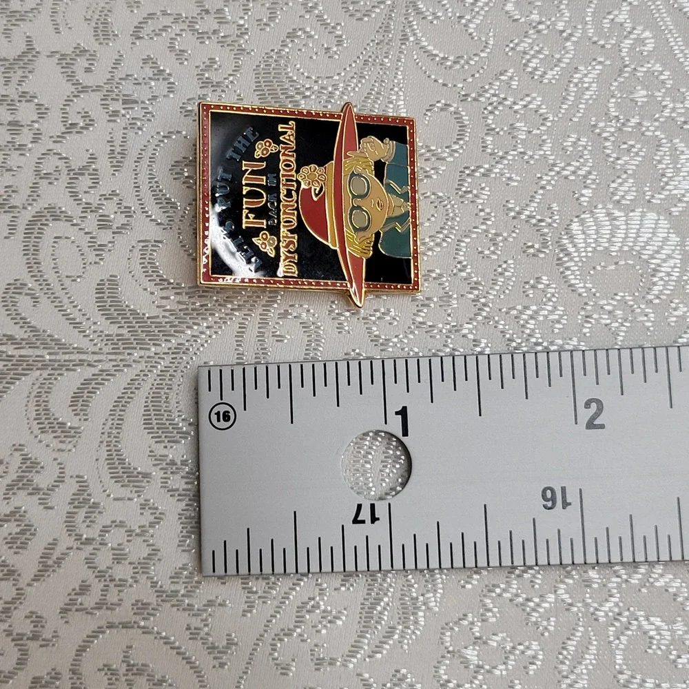VTG Mary Engelbreit Put Fun back in‎ Dysfunctional Pin Retro Kitsch Gift Sassy